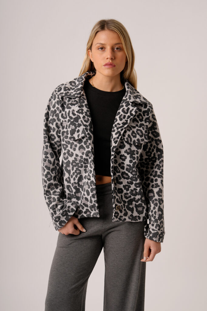 Saco Corto Paño Estampado Animal Print Felia
