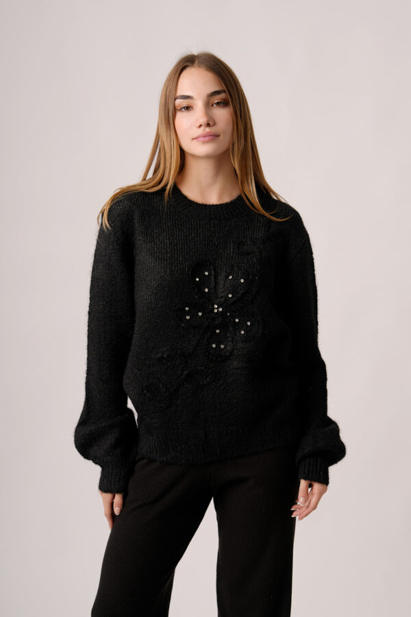 Sweater 1 Flor Con Tachas Valentina