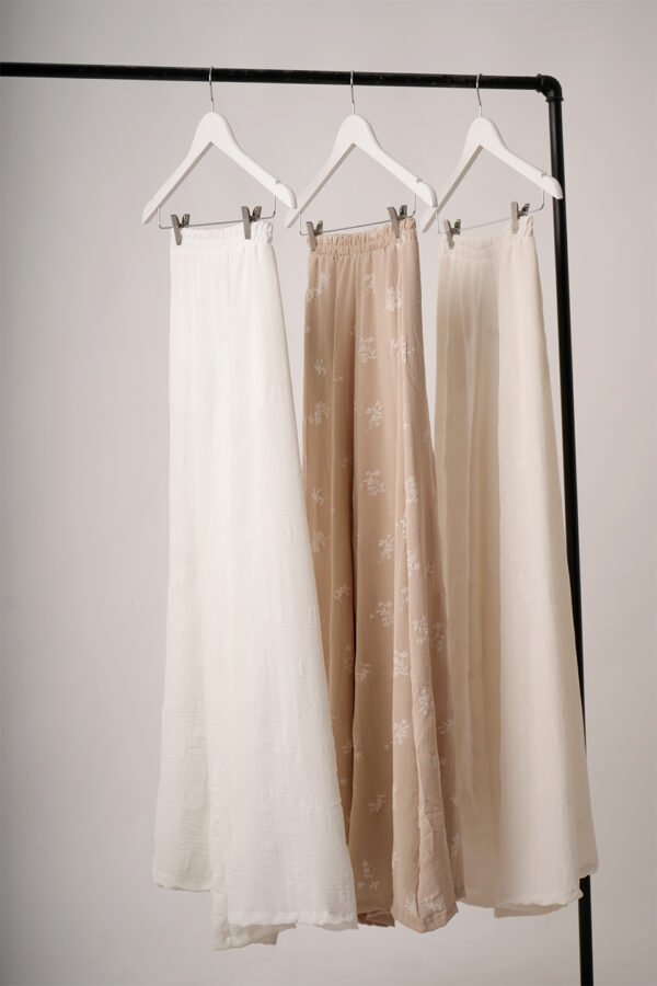 Palazzo Cey Broderie Puffing Estampado Ramitas Maiza