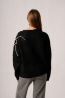 Sweater 2 Flores Con Perlas Delanteros Y En Las Mangas Luciana