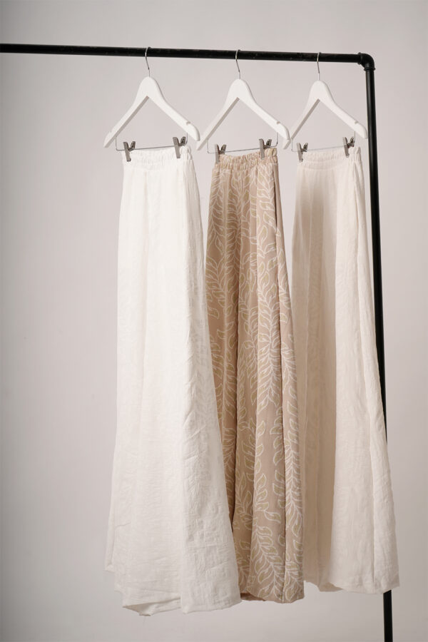 Palazzo Cey Broderie Puffing Estampado Hojas Domi