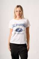 Remera Manga Corta Jersey Peinado Estampa Since 1986 California Extraordinary