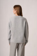 Sweater Con Lentejuelas Delantero Cuello V Diana