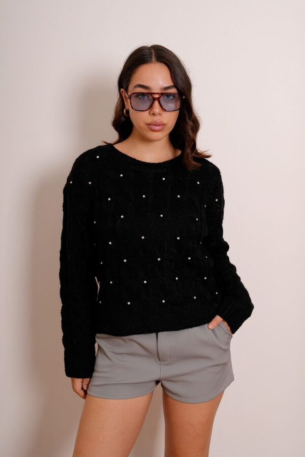Sweater Corto Con Tachas Todo El Cuerpo Sidney