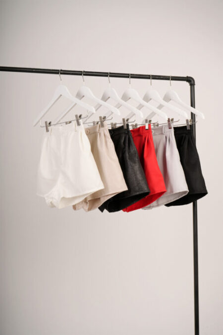 Short Sastrero Foil Brilloso Melta - Imagen 2