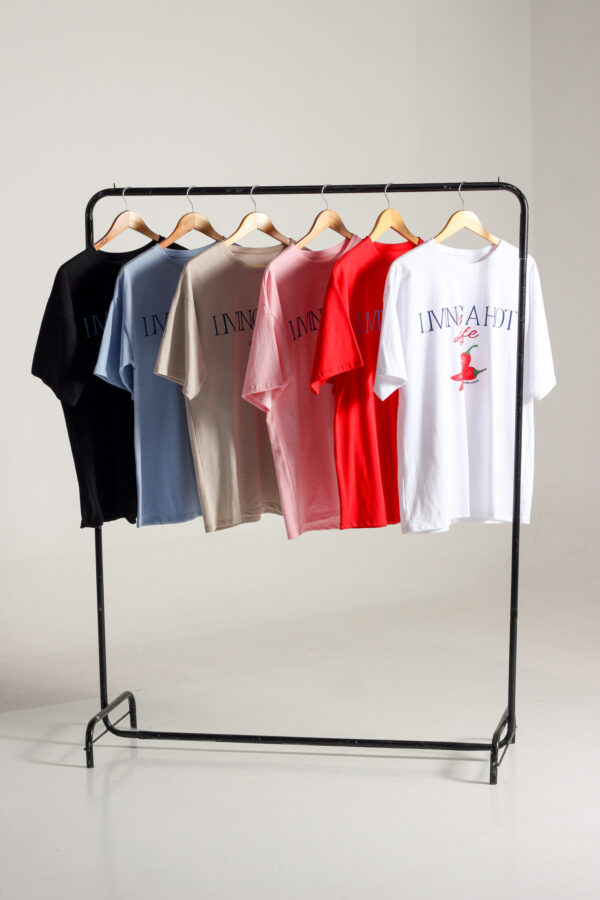 Remeron Jersey Peinado Estampa Living A Hot Life