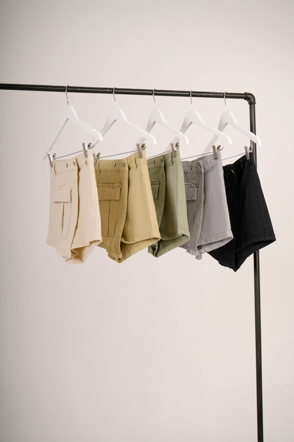 Short Gabardina Elastizada Cargo Anush