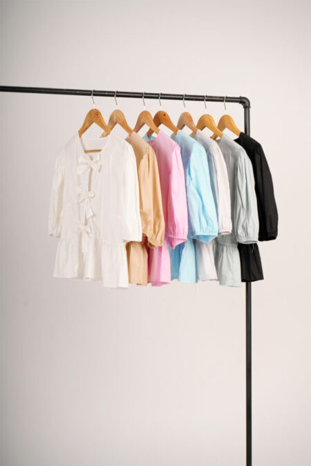 Blusa Poplin Con Volado Y 3 Moños Manga Fruncido Blonde - Imagen 2