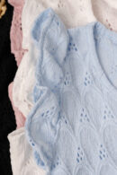 Musculosa Con Gota Broderie Crep Ela