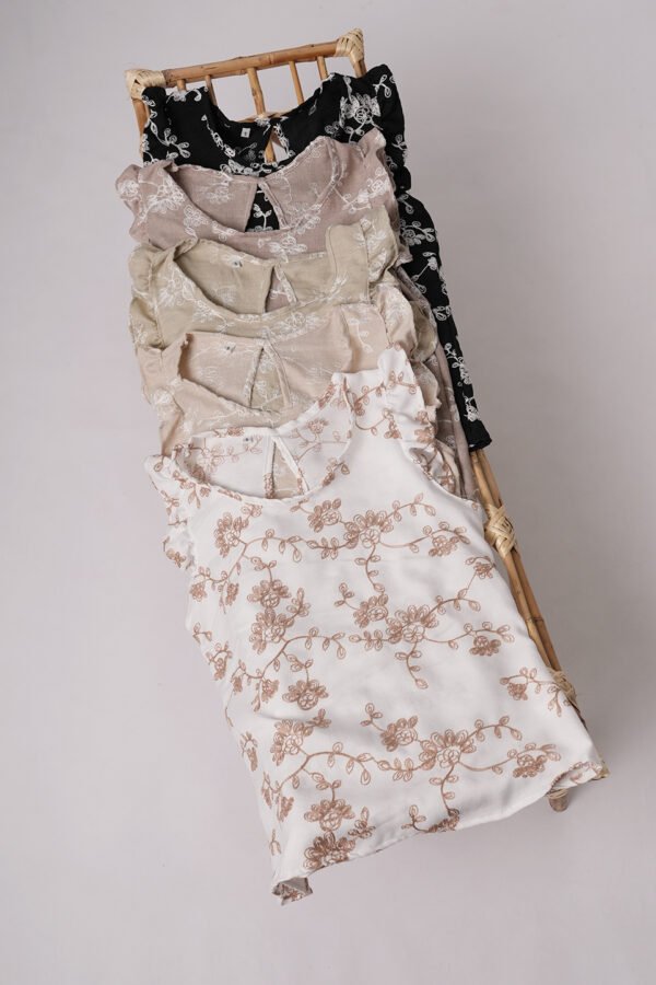 Musculosa Gota Lino Broderie Marisa