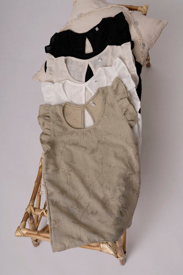 Musculosa Gota Lino Broderie Anahi