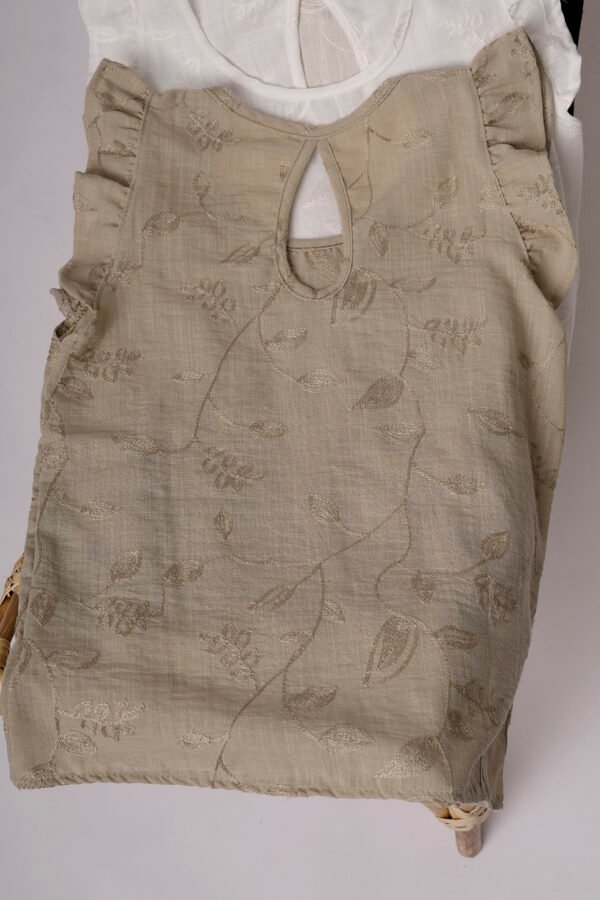 Musculosa Gota Lino Broderie Anahi