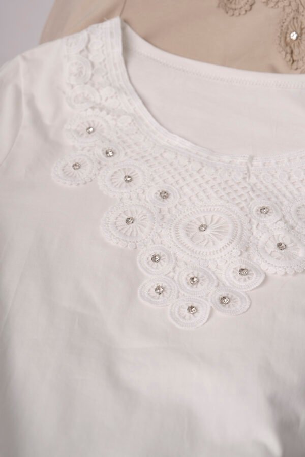 Remera Manga Corta Lycra Puntilla Tacha Broderie Maria
