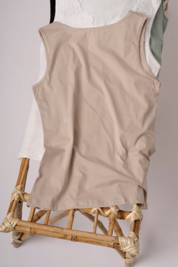 Musculosa Con Broderie Sky