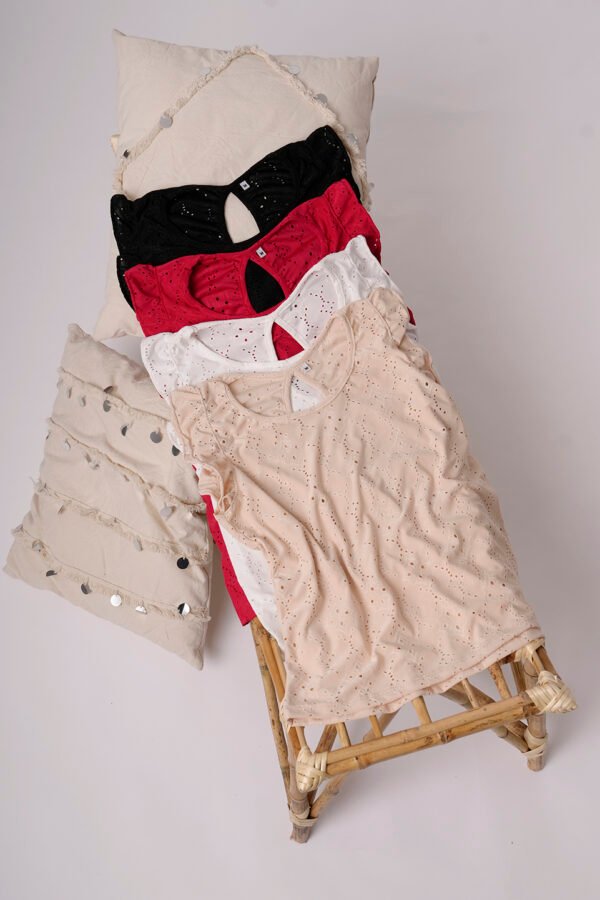 Musculosa Con Gota Broderie Punto Viole