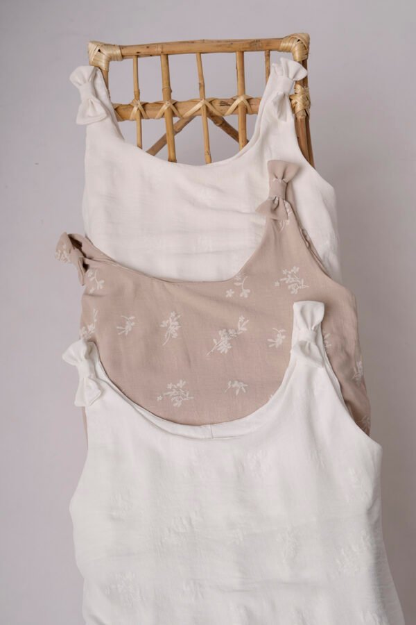 Musculosa Cey Puffing Moño En Los Hombros Adisa