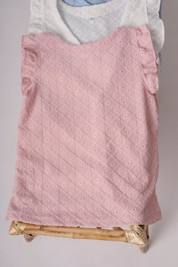 Musculosa Volado Con Botones Broderie Crep Bloom