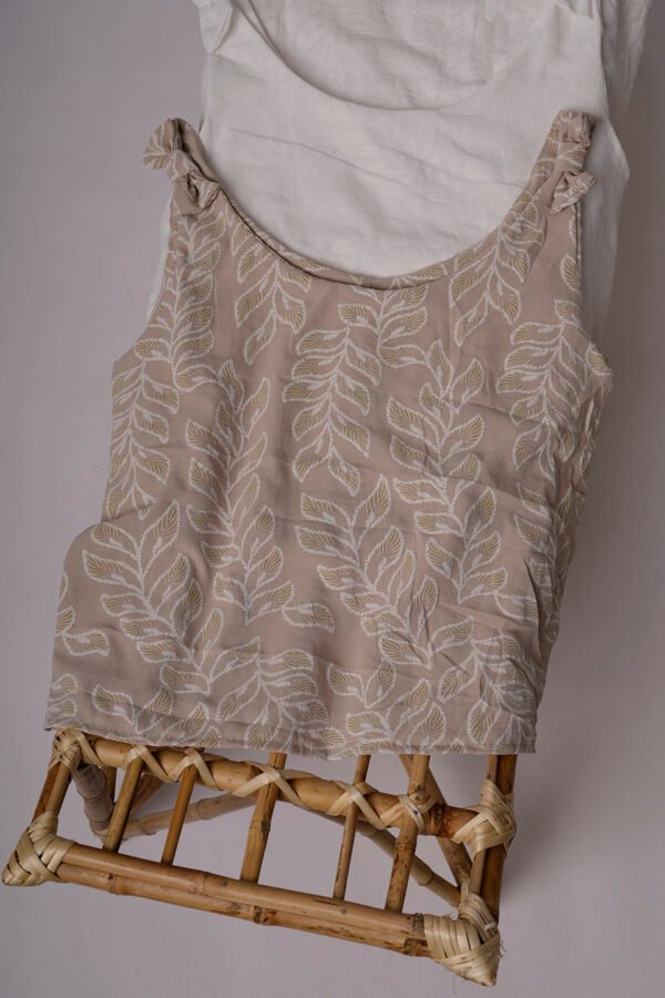 Musculosa Cey Puffing Moño En Los Hombros Oasis