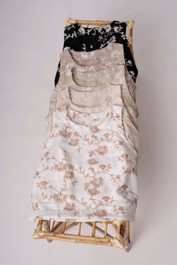 Musculosa Lino Broderie Uma