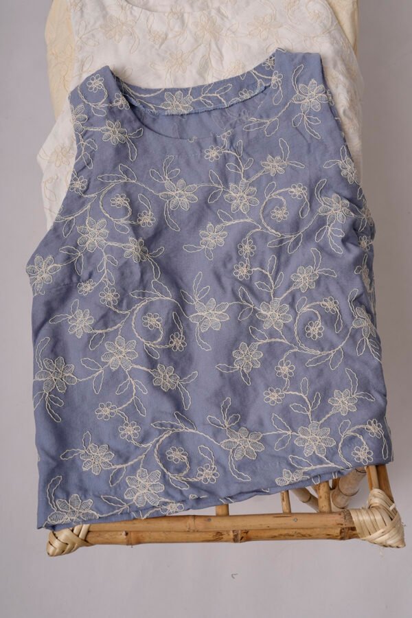 Musculosa Lino Broderie Aurora