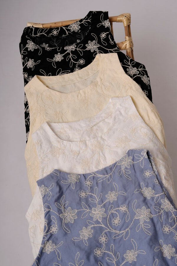 Musculosa Lino Broderie Aurora