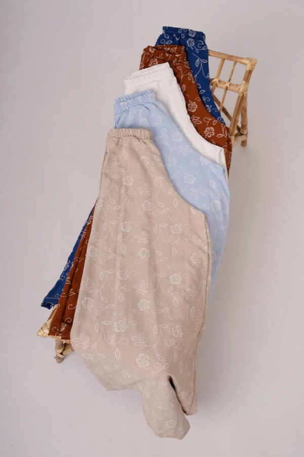 Palazzo Cey Puffing Floreana