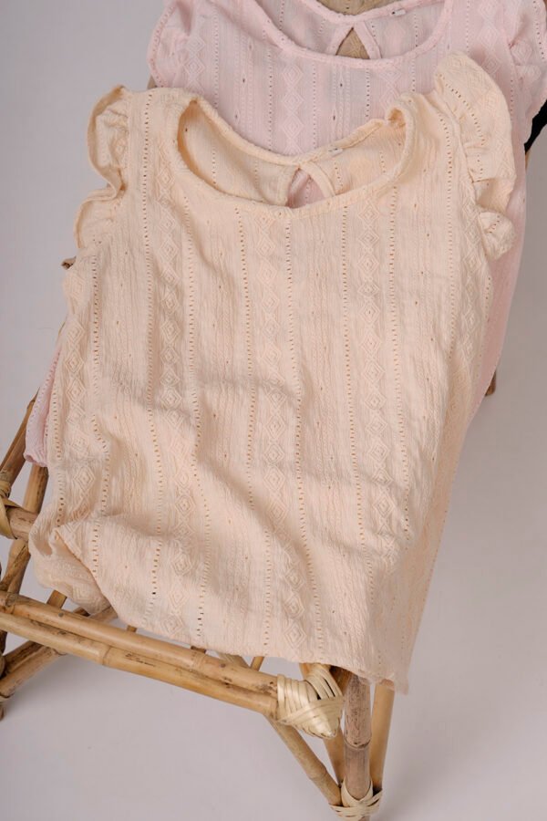 Musculosa Gota Broderie Crep Larina