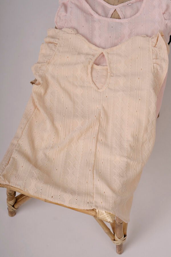 Musculosa Gota Broderie Crep Larina