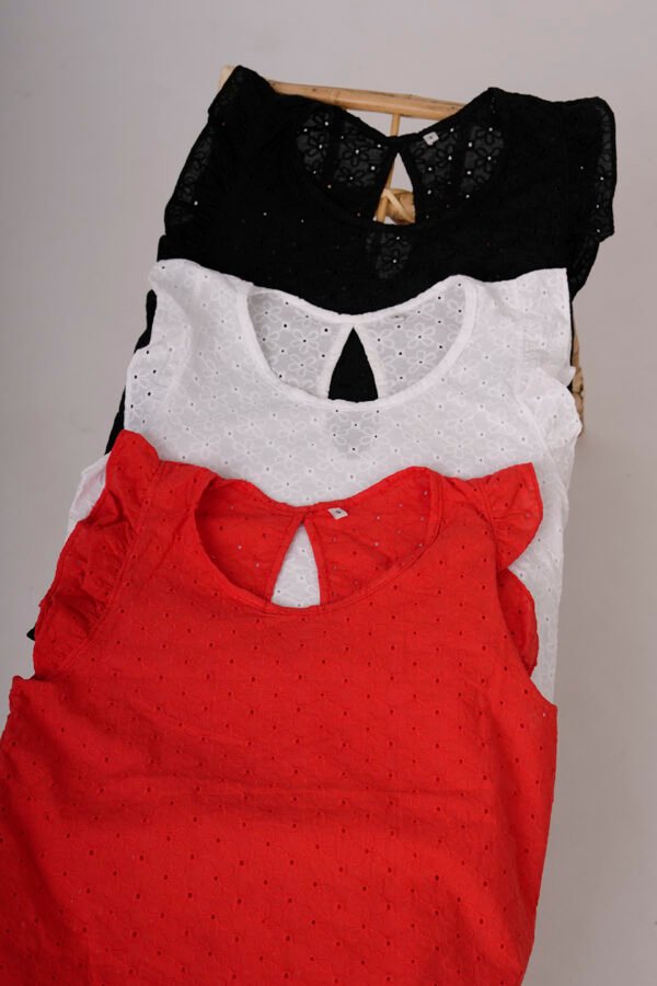 Musculosa Con Gota Broderie Plano Lury