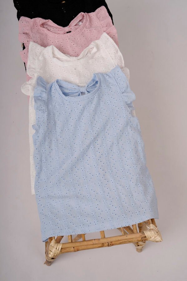 Musculosa Gota Con Moño Atras Broderie Crep Pao