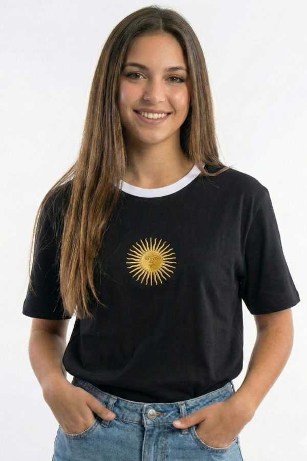 Remera Boxy Sol De Mayo DTF En El Medio SOLCITO