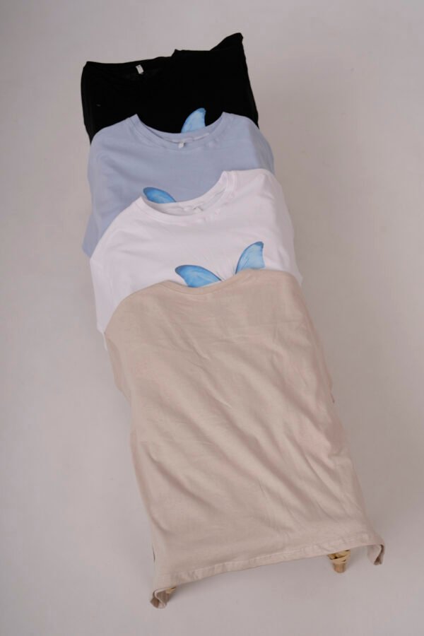 Remera Boxy Jersey Mariposa En El Medio En DTF Argentina