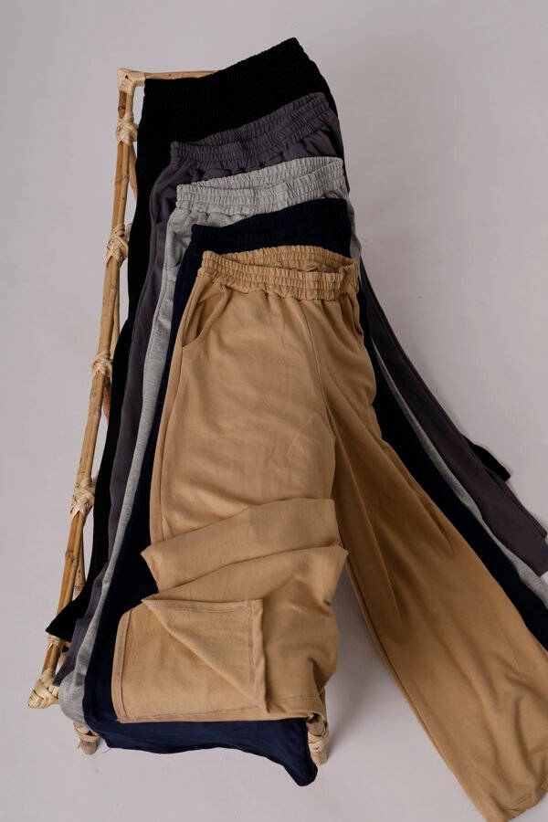 Palazzo Wide Leg Rustico Frisado Con Tajo "MAITE" - Negro, 42