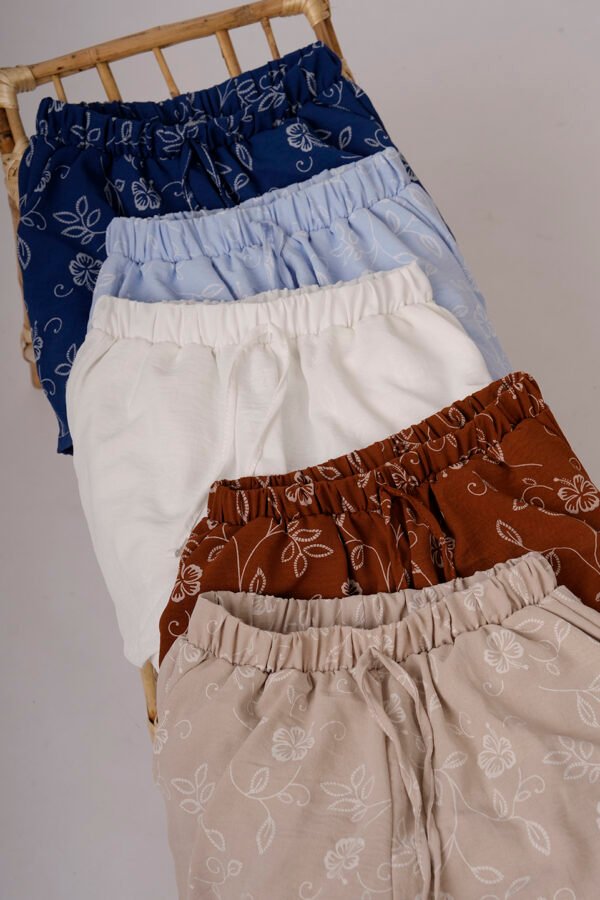 Short Cey Puffing Magnolia