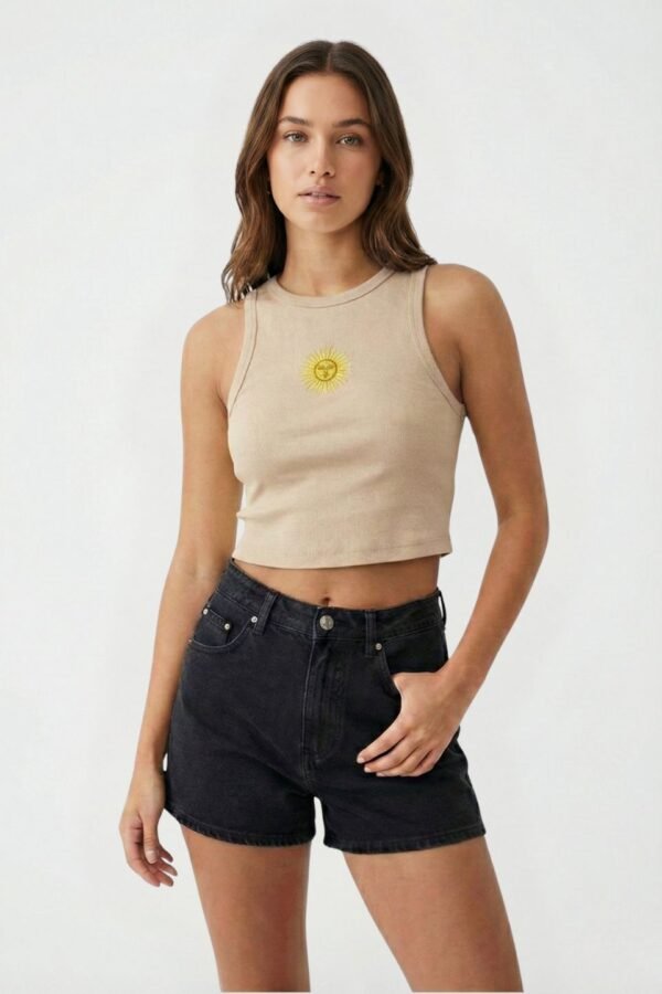 Top Basico Ribb Sol De Mayo Bordado En El Medio "LISETTE"