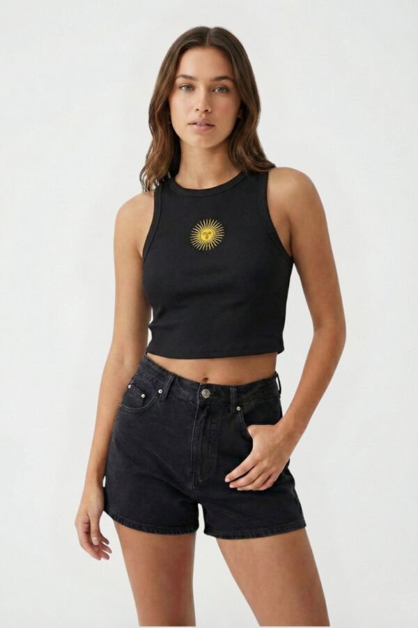 Top Basico Ribb Sol De Mayo Bordado En El Medio "LISETTE"