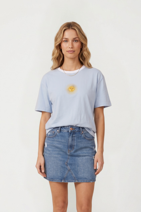 Remera Boxy Algodon Jersey 24/1 Sol De Mayo Argentina DTF En El Medio "SOLCITO"