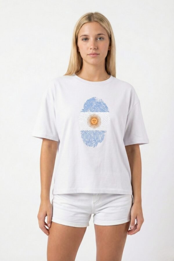 Remera Boxy Jersey Estampa Huella Bandera Argentina Huella