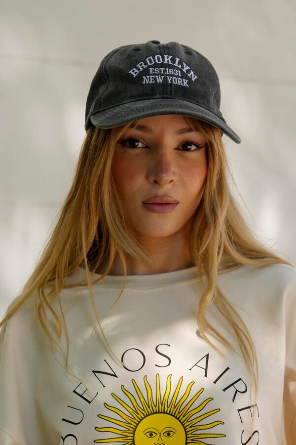 Gorra Brooklyn New York Bordada "1631"