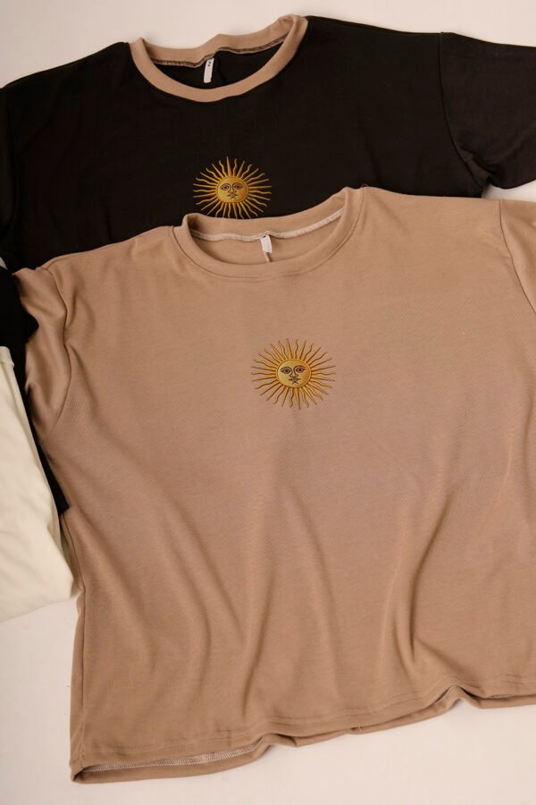 Remera Boxy Ribb Sol De Mayo Argentina En El Medio en DTF "SOLES"