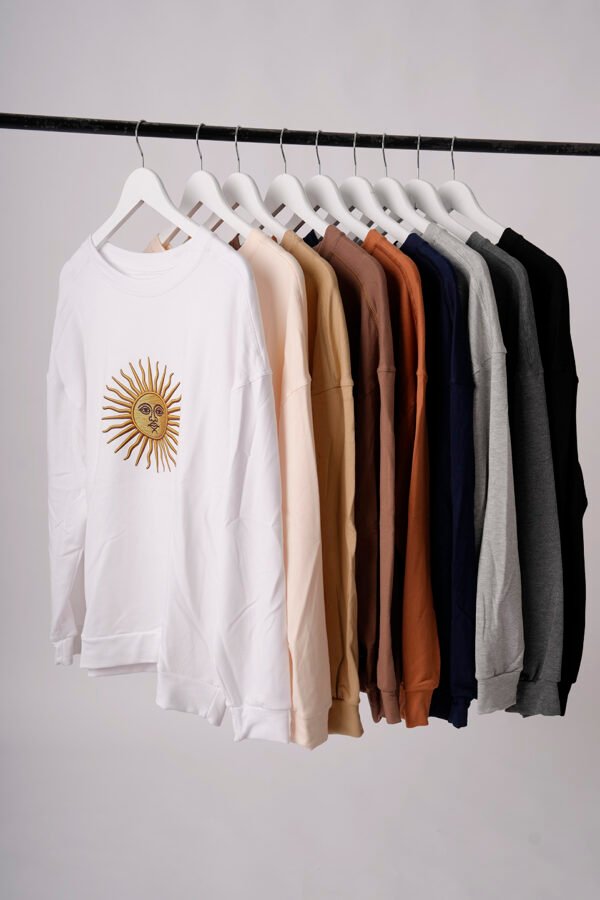 Buzo Rustico Frisado Cuello Redondo Sol De Mayo En DTF "AMELI"