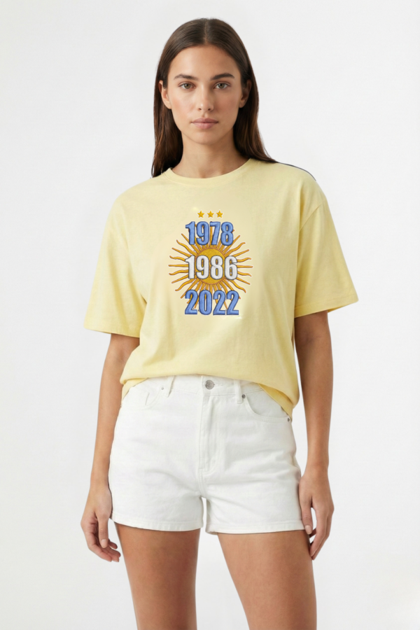 Remera Boxy Ribb Sol Y Fechas En DTF "CAMPEON"