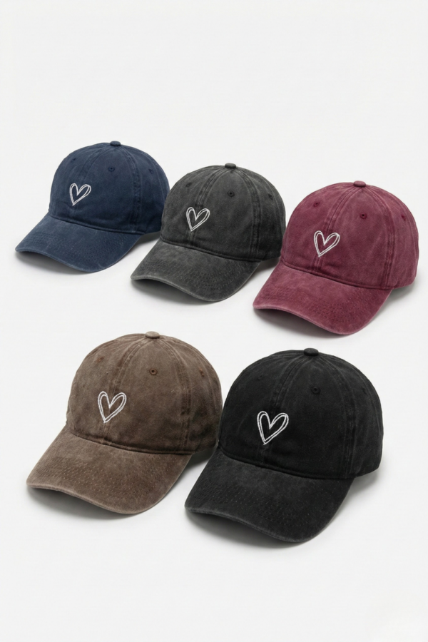 Gorra Corazon Bordada "CORA"