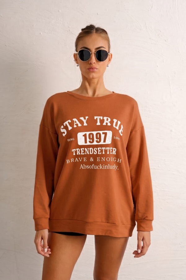 Maxibuzo Rustico Frisado Cuello Redondo Estampa 1997 "STAY TRUE"