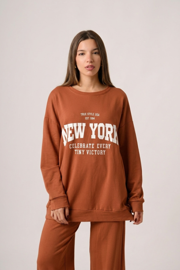 Maxibuzo Rustico Frisado Cuello Redondo Estampa New York Tiny "VICTORY"