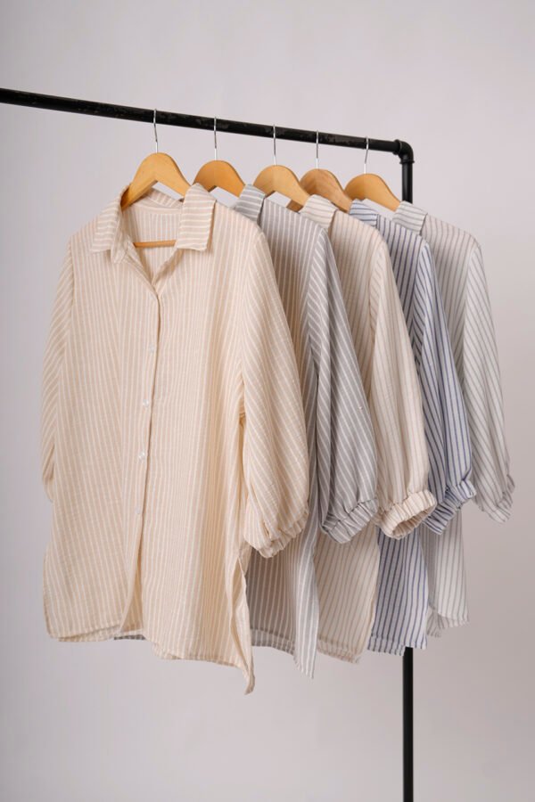 Camisa Larga Lino Rayado Manga Fruncida Sol Bordado "DELTA"