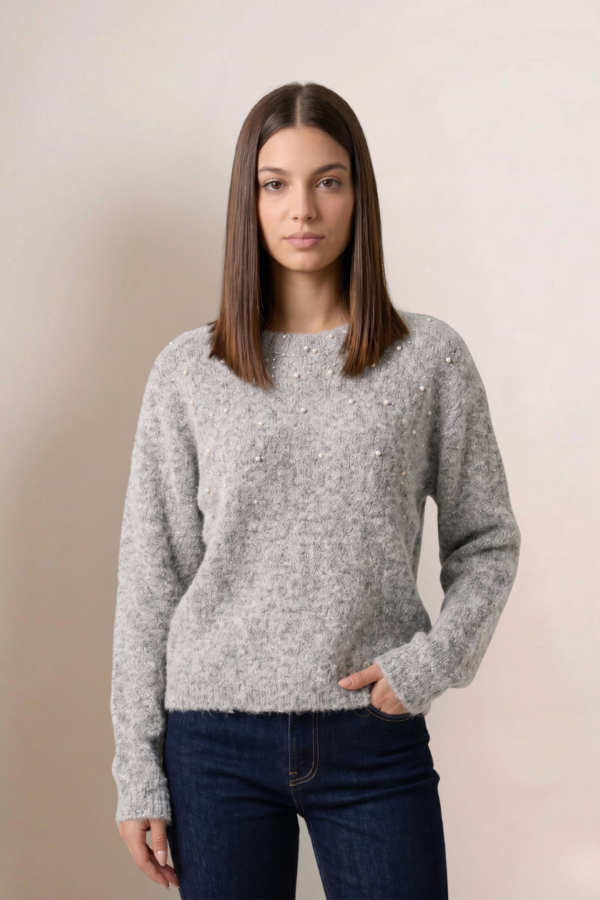 Sweater Cuello Redondo Tachas Arriba "KARACHI"