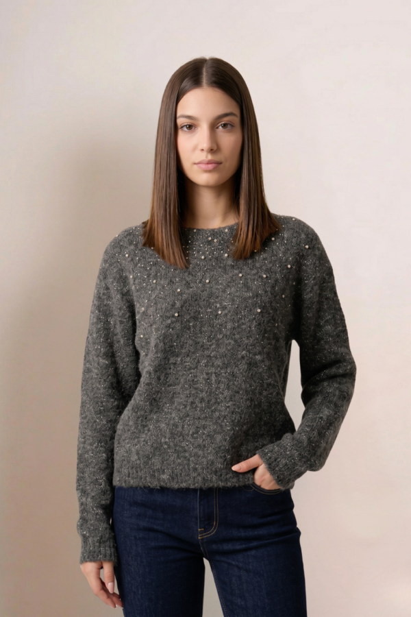 Sweater Cuello Redondo Tachas Arriba "KARACHI"