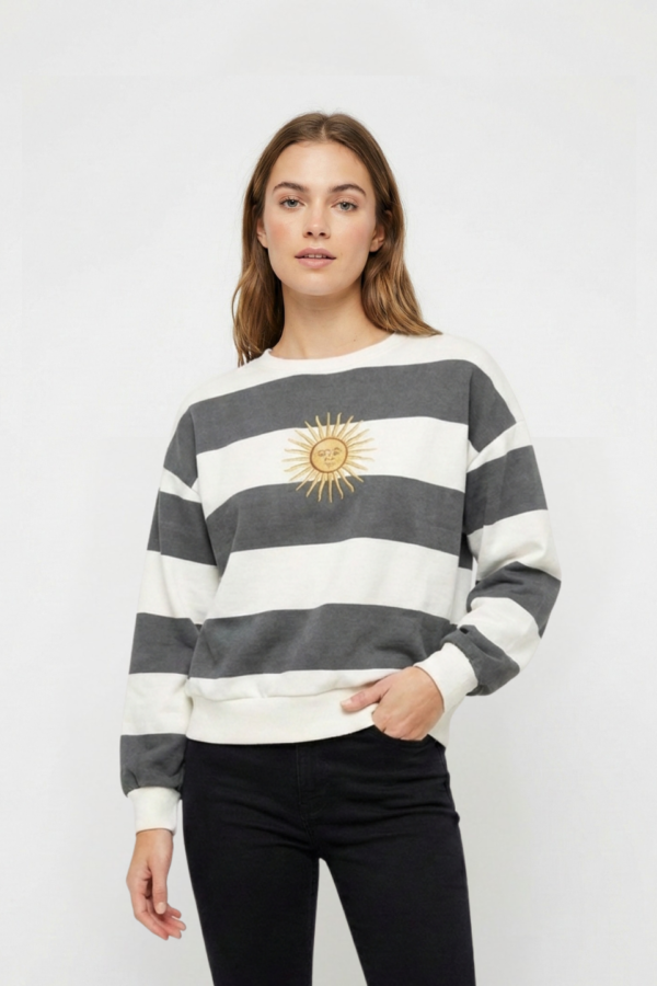 Buzo Boxy Frisado Cuello Redondo Rayado Sol De Mayo Bordado "MONTI"