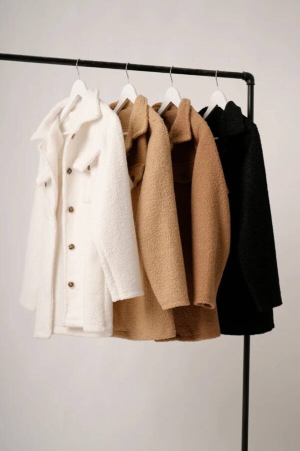 Saco Mediano Paño Boucle Con Botones "RONNIE"